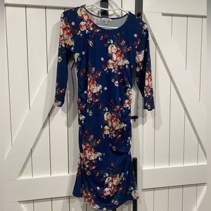 Floral maternity dress